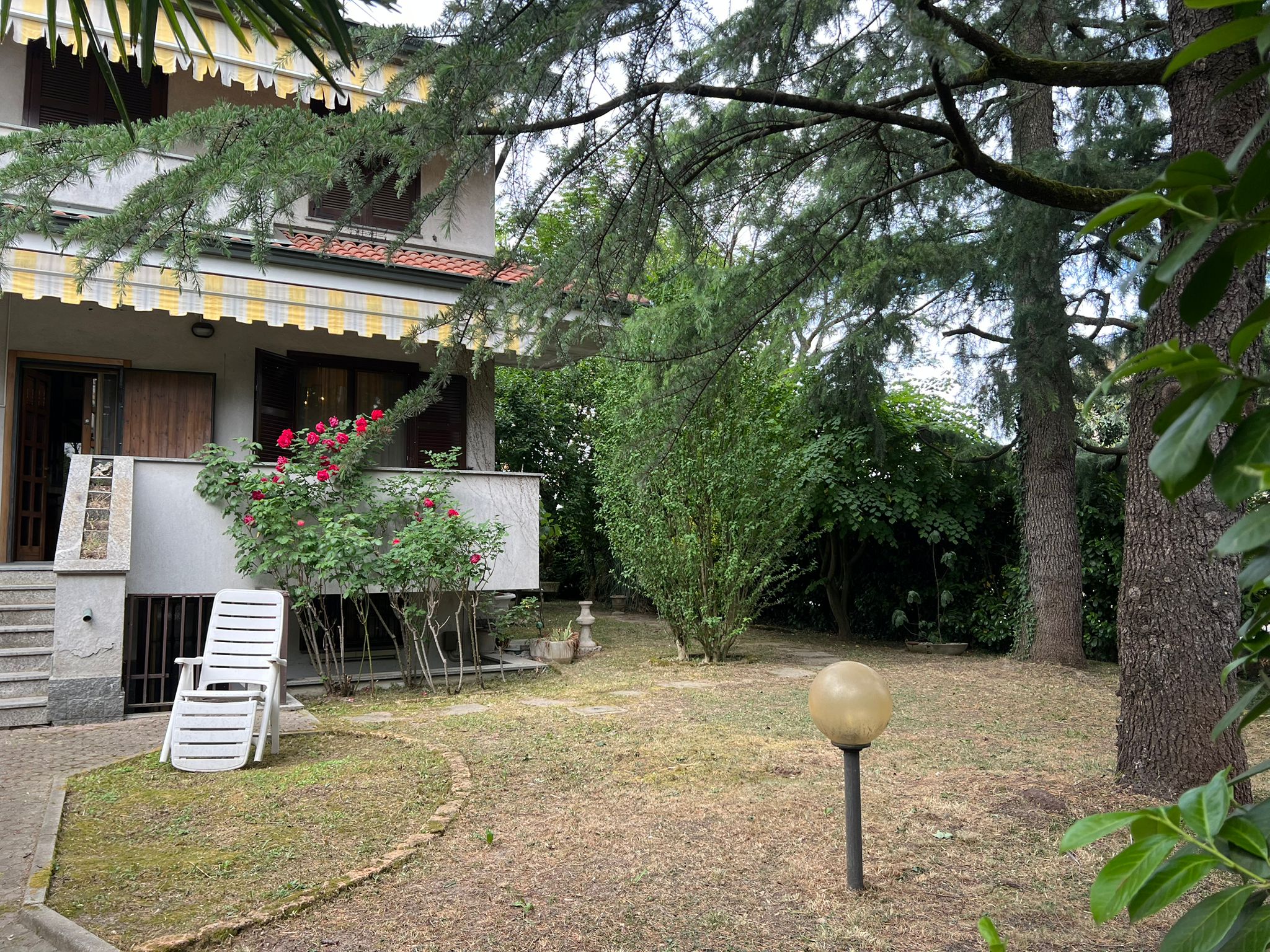 VILLA A SCHIERA DI TESTA